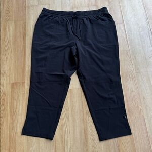 L.L. Bean NWT size 2X plus Women's Black pants venture stretch ankle
